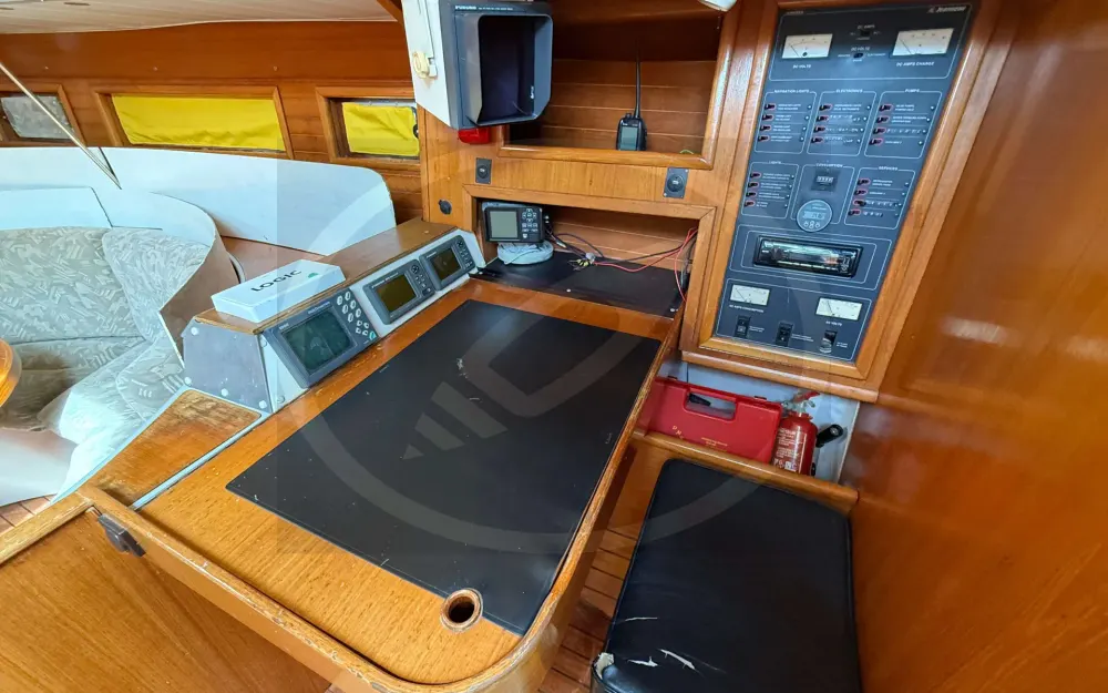 slider 20 Jeanneau Voyage 12.50