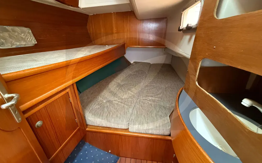 slider 29 Jeanneau Voyage 12.50