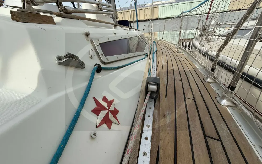 slider 8 Jeanneau Voyage 12.50