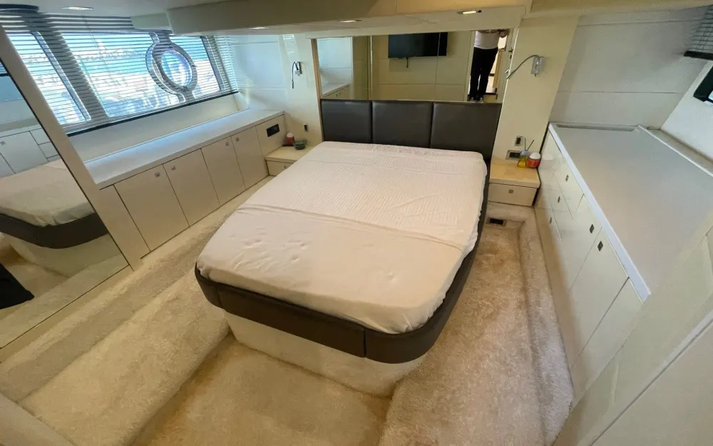slider 17 Sunseeker Portofino 48