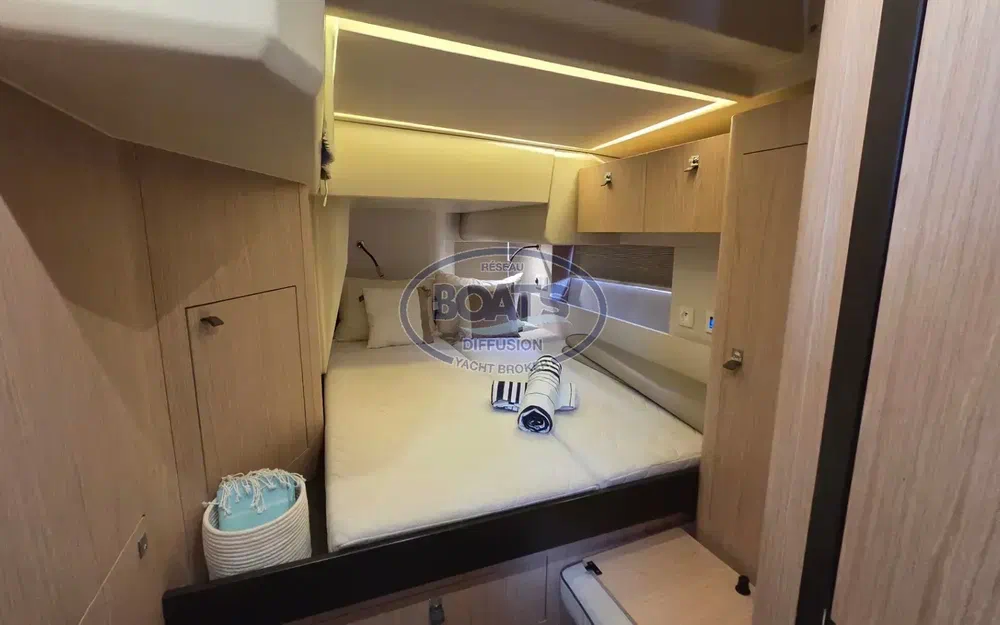 slider 9 Jeanneau Cap Camarat