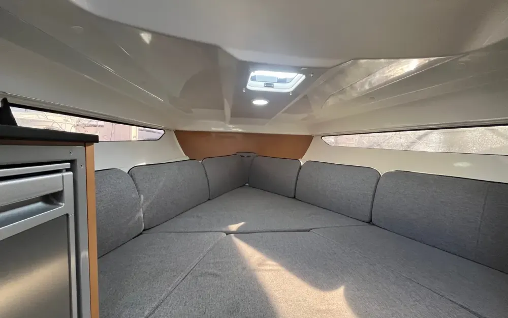 slider 12 Beneteau Flyer 8 SUNdeck