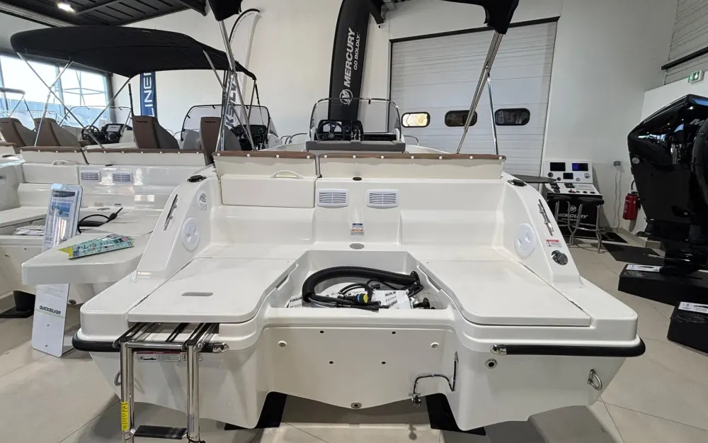 slider 2 Quicksilver Activ 605 Open