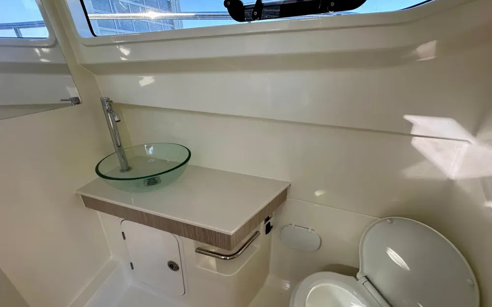 slider 12 Capelli Tempest 1000WA