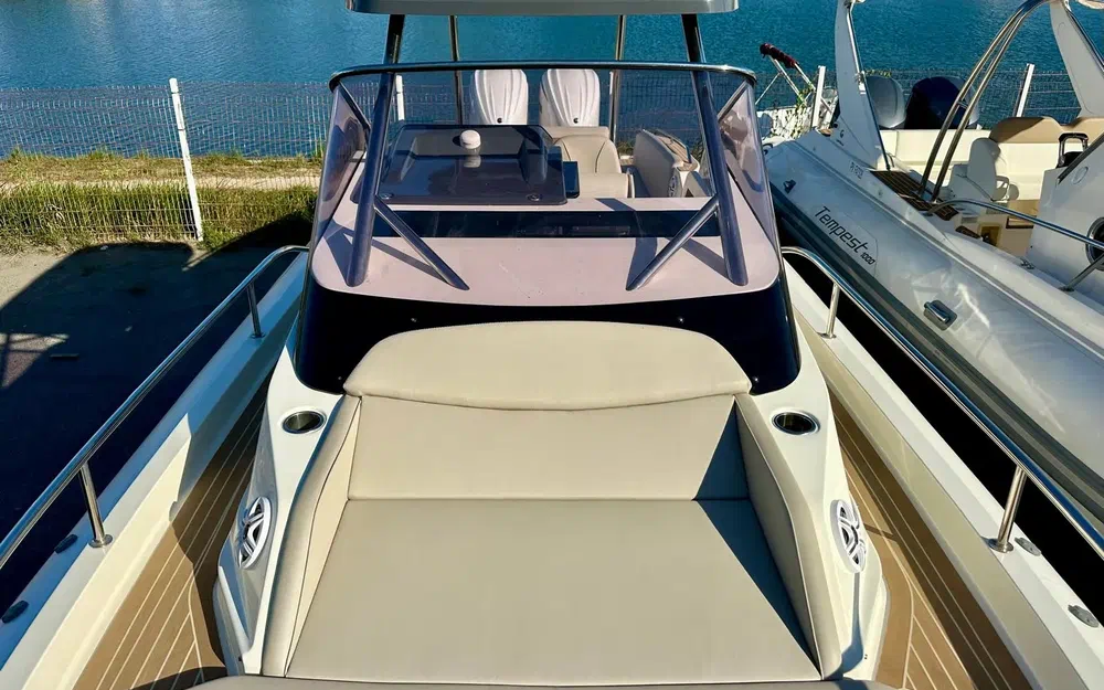 slider 8 Capelli Tempest 1000