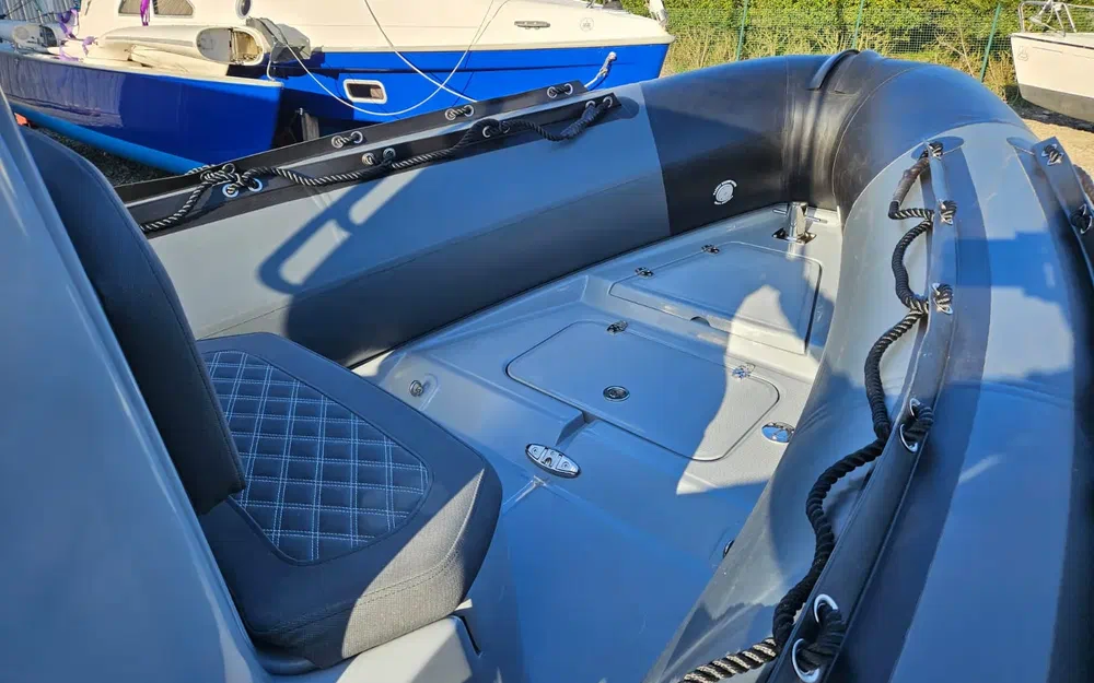 slider 7 3D Tender Patrol 600