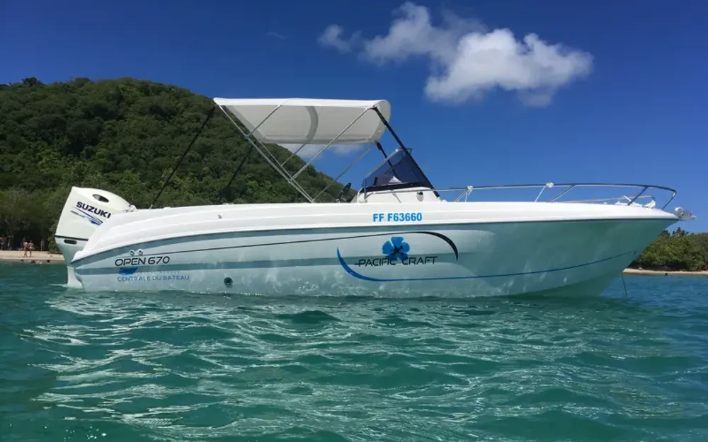 slider 1 Pacific Craft  670