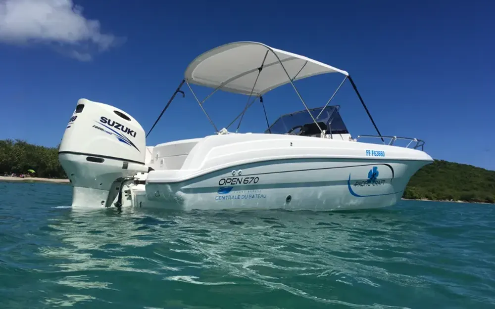 slider 3 Pacific Craft  670