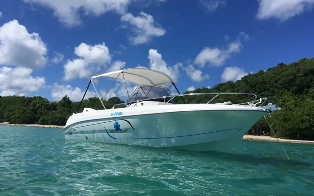 slider 4 Pacific Craft  670