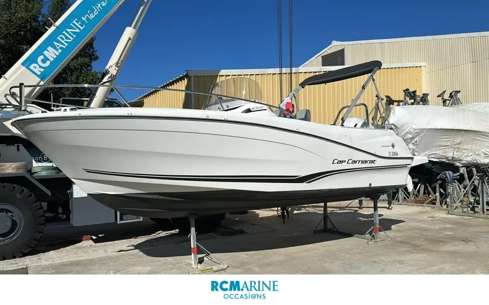 slider 1 Jeanneau Cap Camarat 6.5 BR