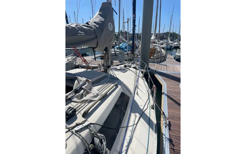 slider 11 Jeanneau Fantasia