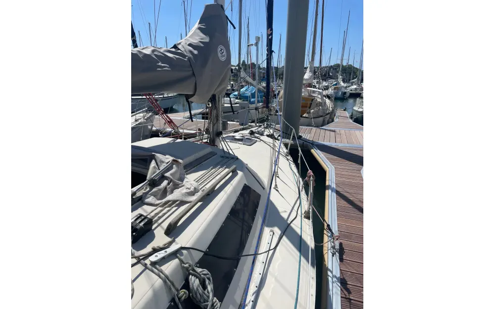 slider 11 Jeanneau Fantasia 27