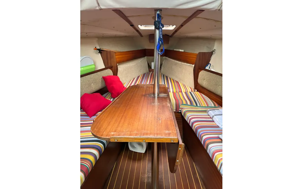 slider 15 Jeanneau Fantasia 27