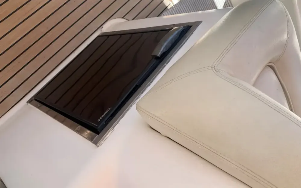 slider 4 Jeanneau Prestige 34