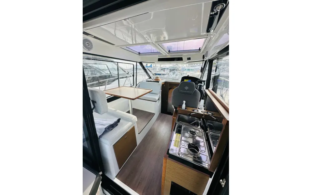 slider 11 Jeanneau Merry Fisher 895