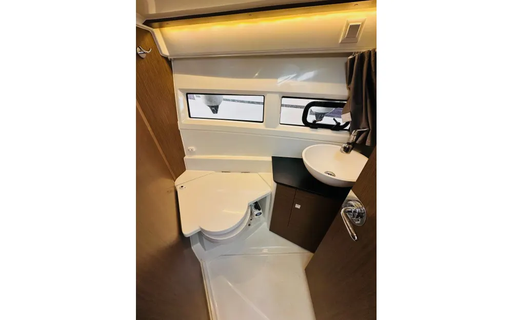 slider 18 Jeanneau Merry Fisher 895
