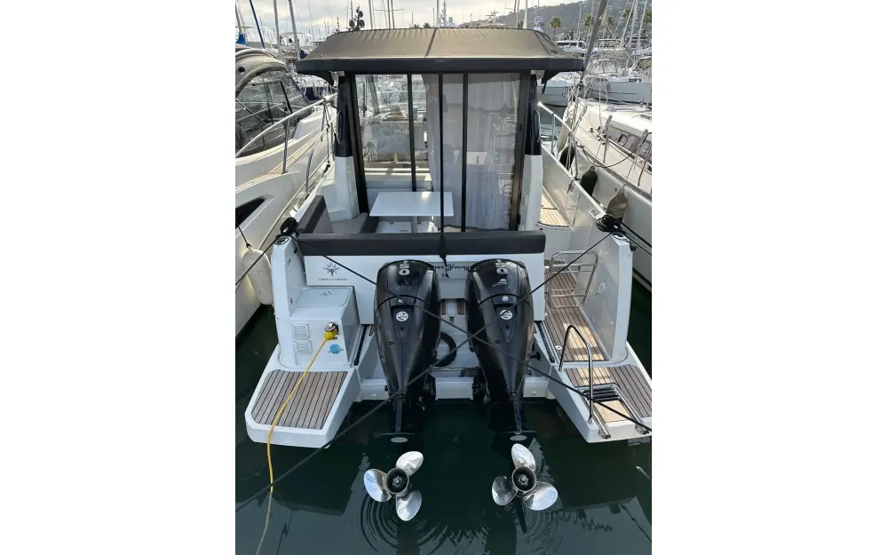 slider 3 Jeanneau Merry Fisher 895
