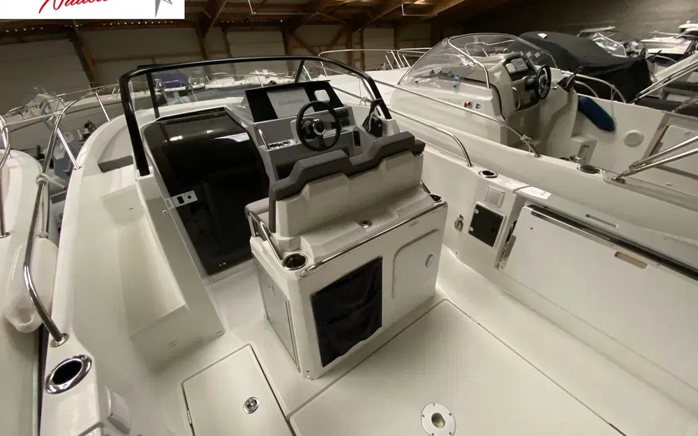 slider 13 Jeanneau Cap Camarat 7.5 WA