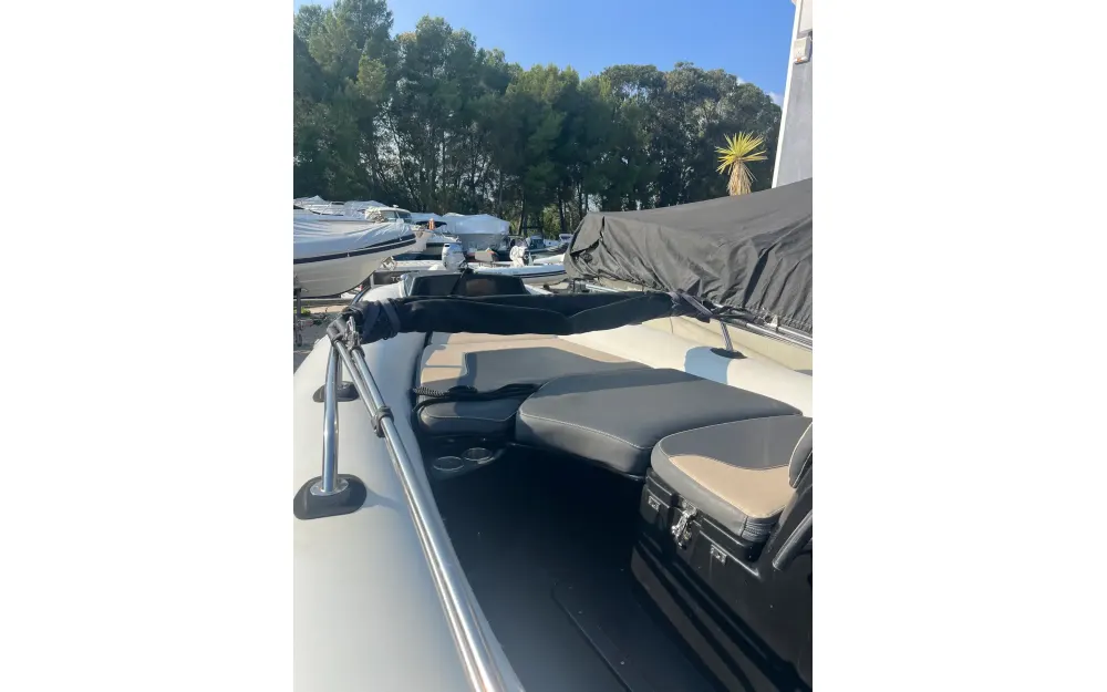 slider 9 Grand Golden Line G500