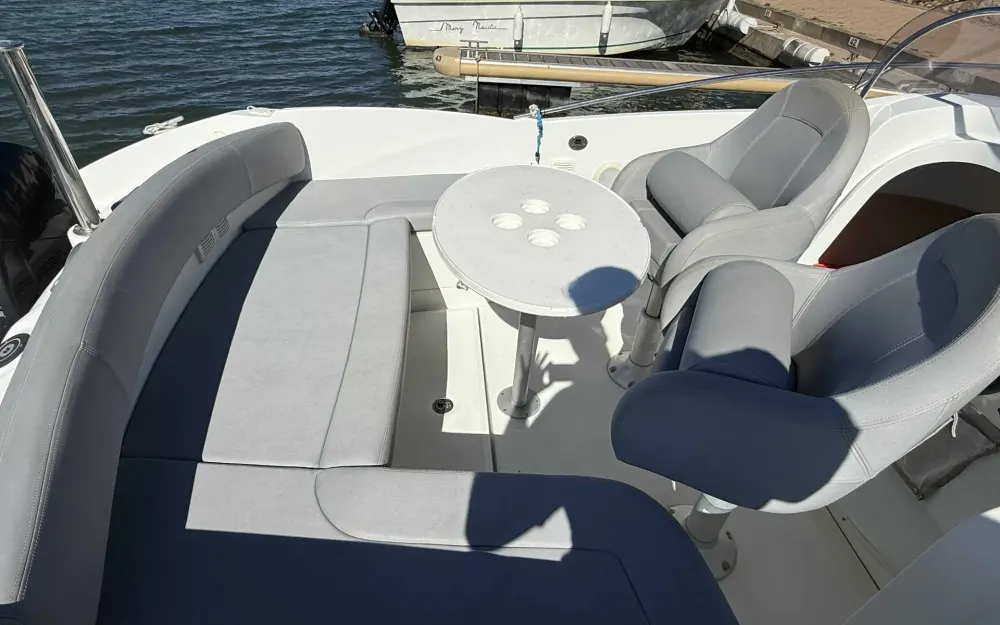 slider 10 BENETEAU Flyer 650 Sundeck