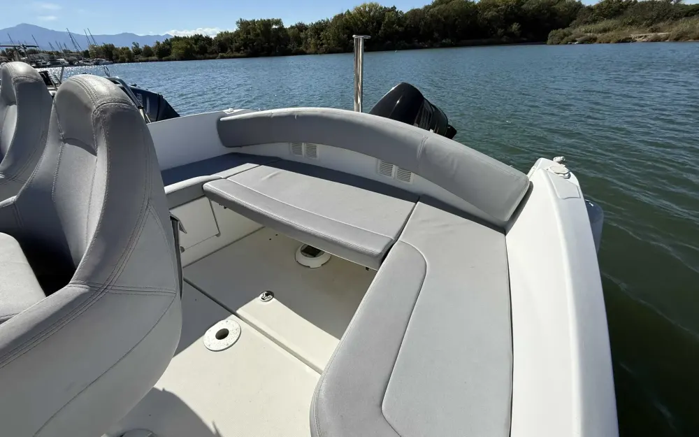 slider 12 BENETEAU Flyer 650 Sundeck
