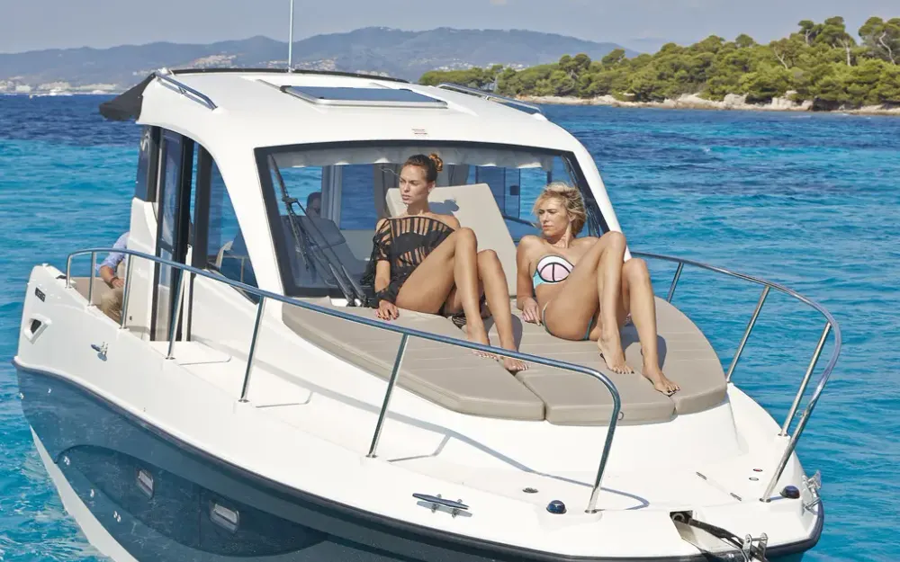 slider 1 Quicksilver Activ 905 Weekend