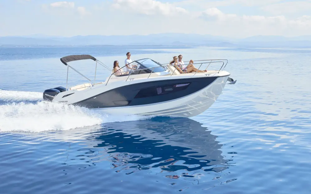 slider 1 Quicksilver Activ 875 Sundeck