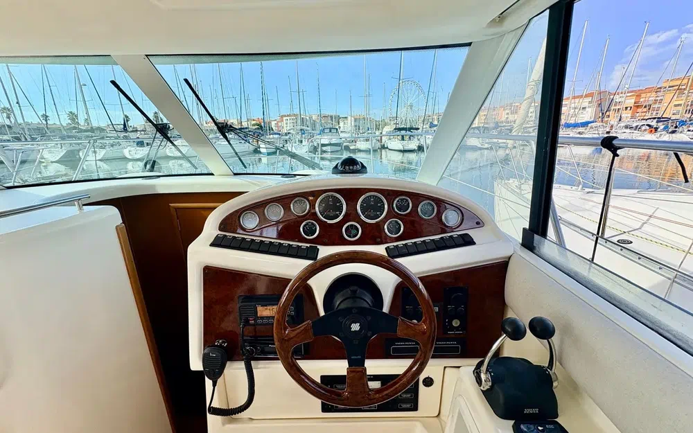 slider 17 Jeanneau Prestige 32