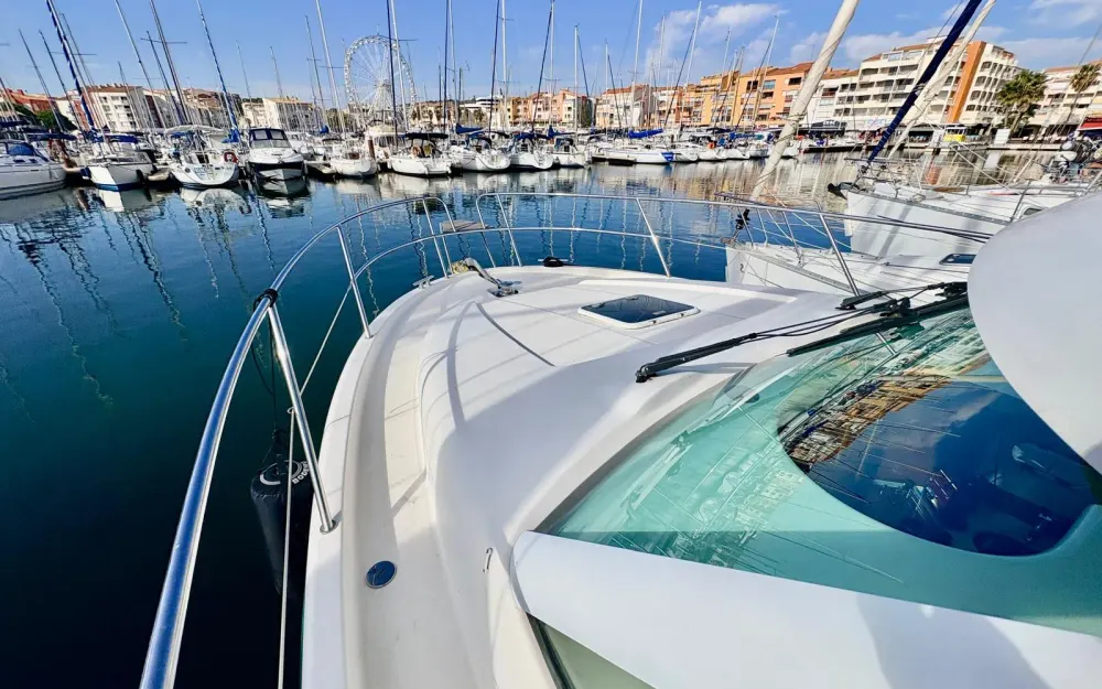 slider 8 Jeanneau Prestige 32 Fly