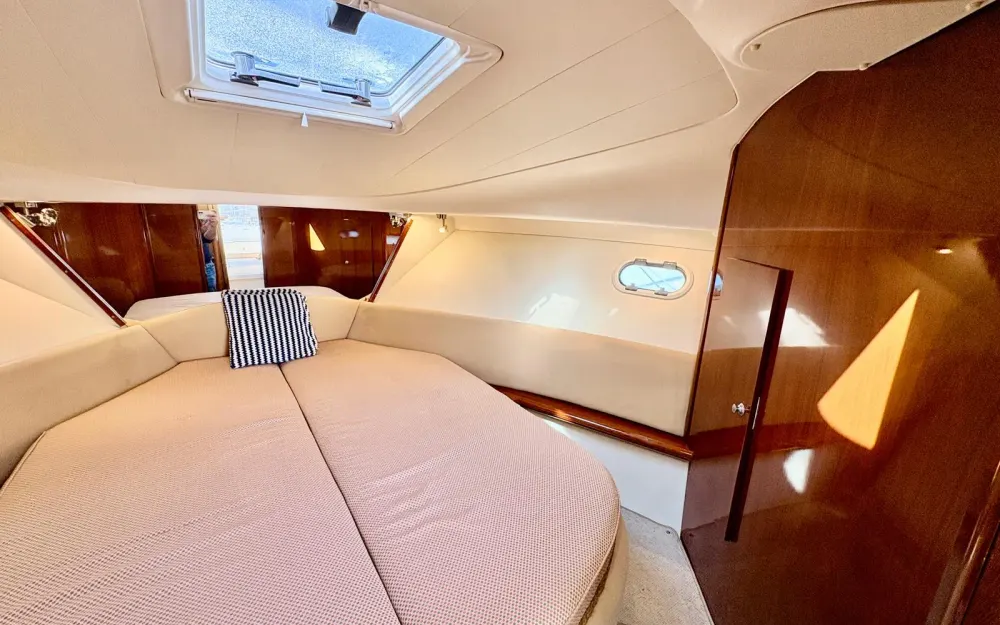 slider 21 Jeanneau Prestige 32 Fly