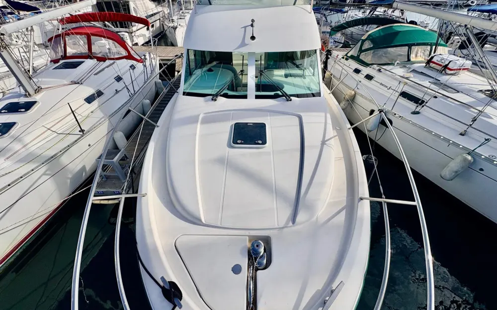 slider 11 Jeanneau Prestige 32 Fly