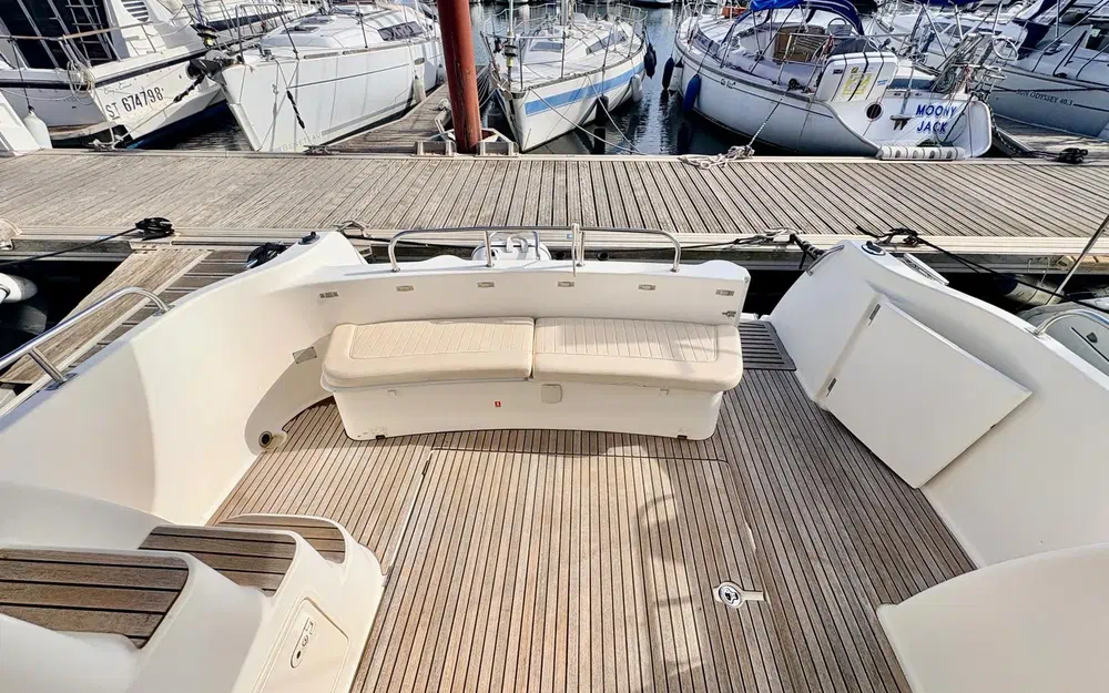 slider 4 Jeanneau Prestige 32