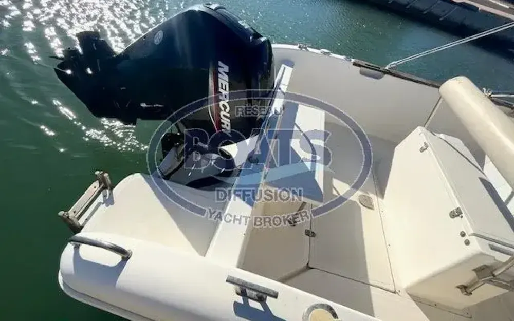 slider 2 Pacific Craft  630 Open