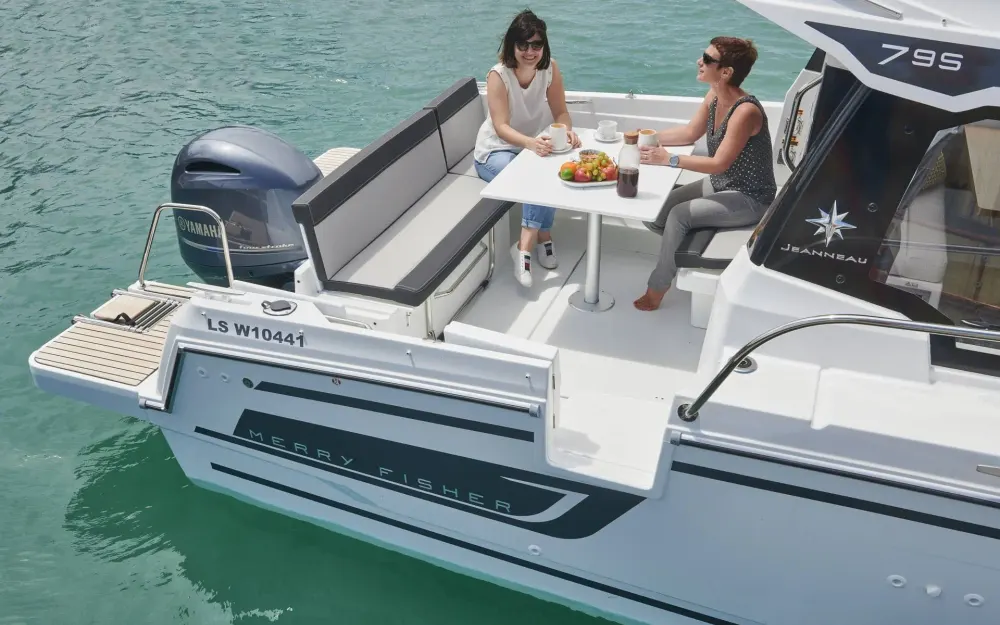 slider 4 JEANNEAU MERRY FISHER 795 SERIE 2