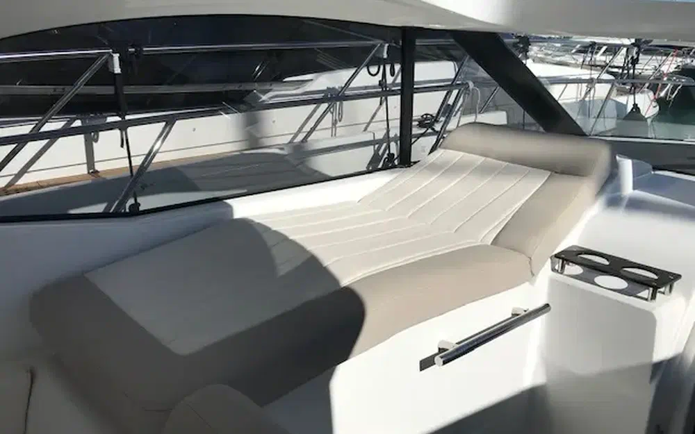 slider 6 Jeanneau Leader 36