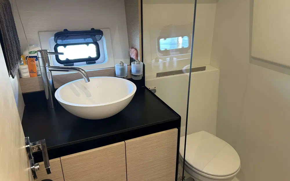 slider 14 Prestige Yachts Prestige 420 Fly