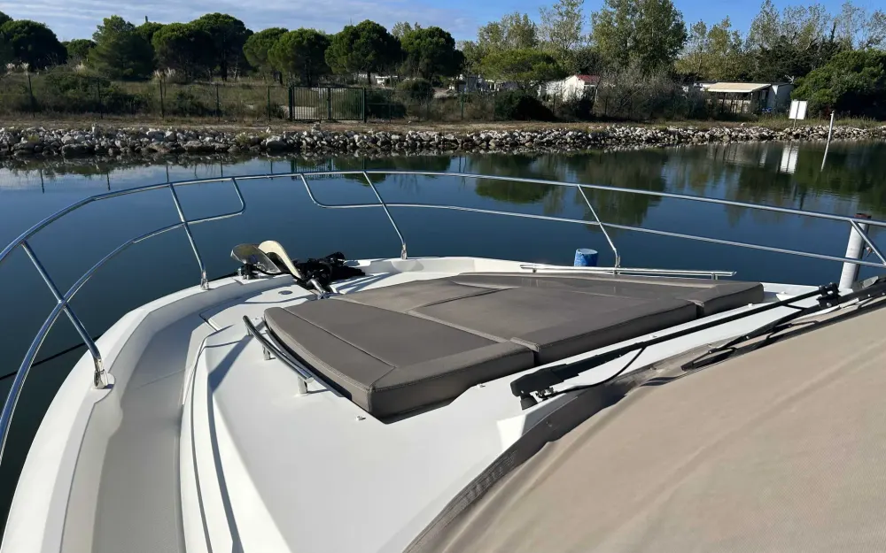 slider 4 Jeanneau Prestige 420 Fly