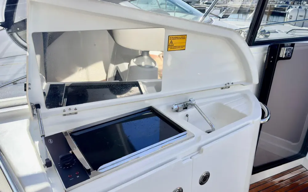 slider 9 Beneteau Gran Turismo 38