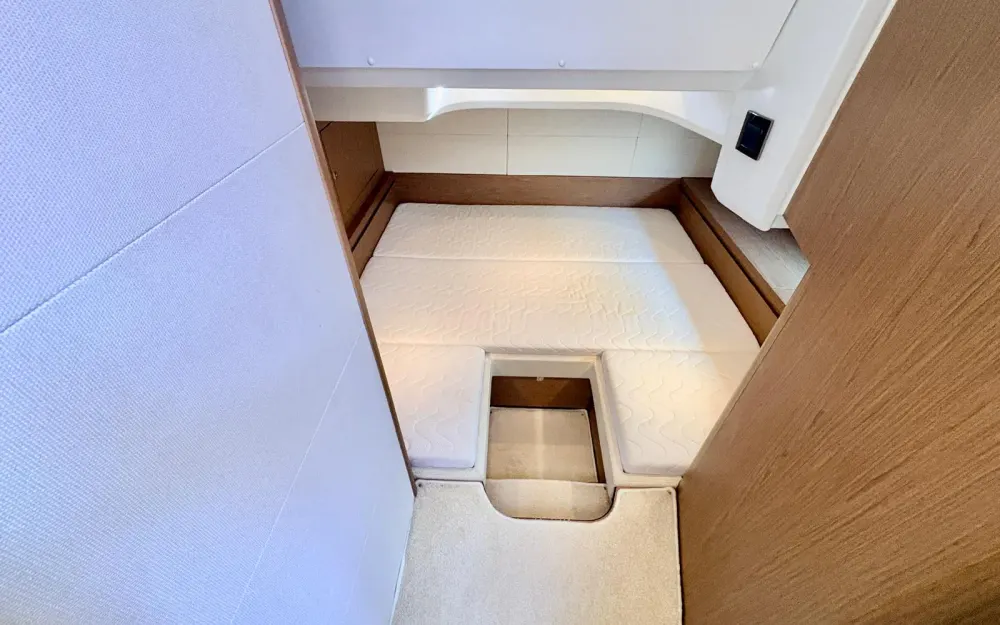 slider 25 Beneteau Gran Turismo 38