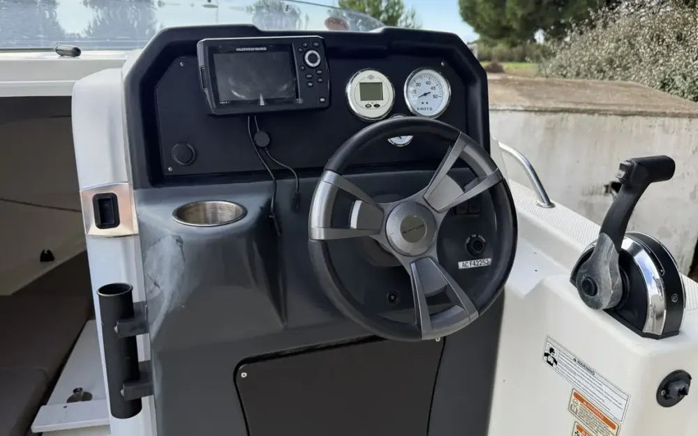 slider 17 QUICKSILVER  Activ 505 Cabin