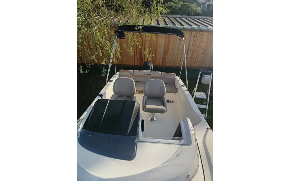 slider 3 QUICKSILVER  Activ 505 Cabin