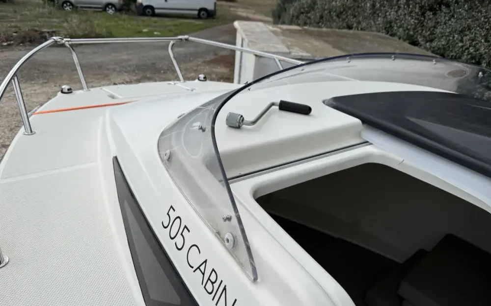 slider 6 QUICKSILVER  Activ 505 Cabin