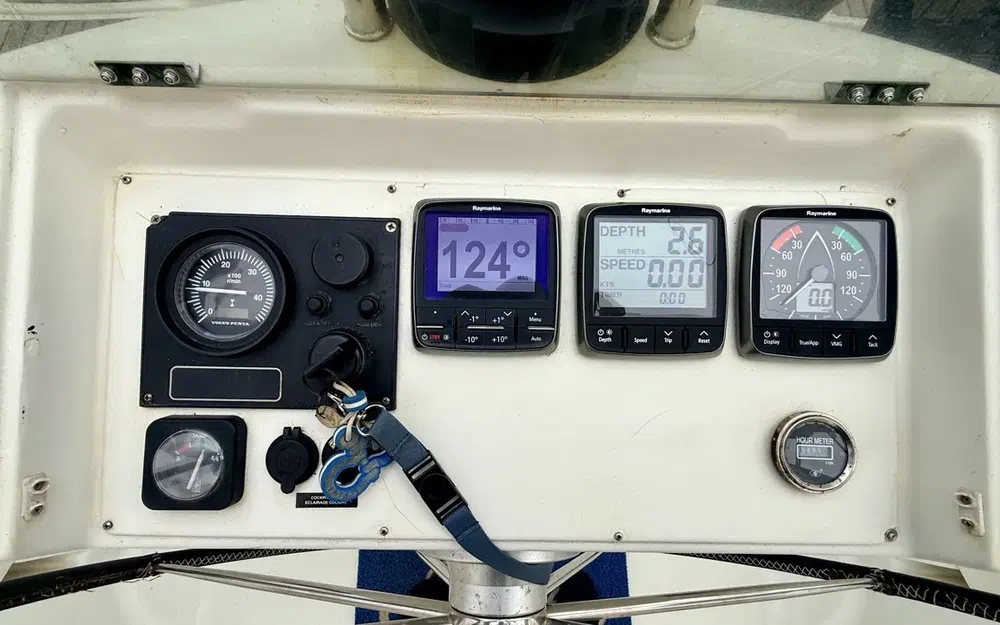 slider 15 Beneteau Oceanis 411 Clipper