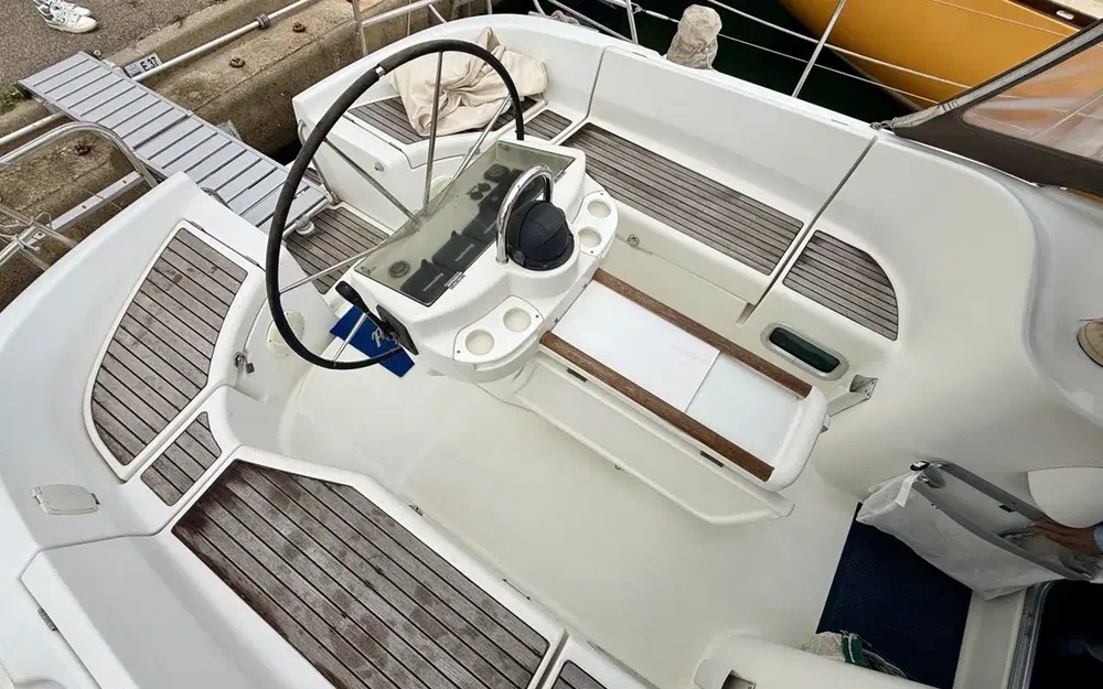 slider 16 Beneteau Oceanis 411 Clipper