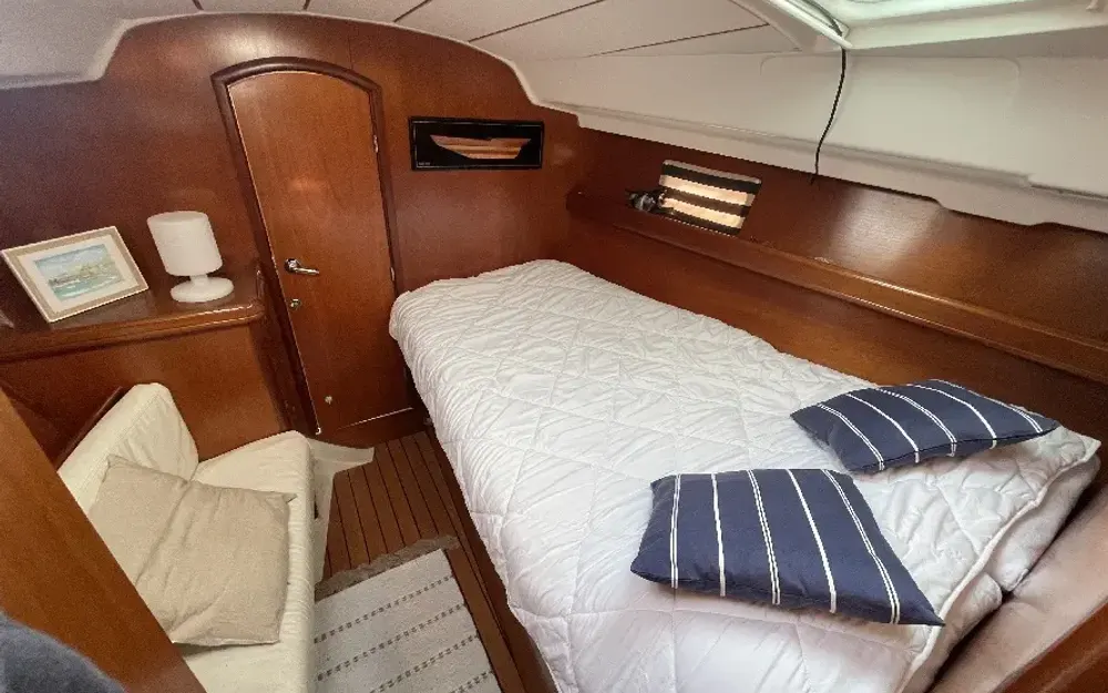 slider 7 Beneteau Oceanis 411 Clipper