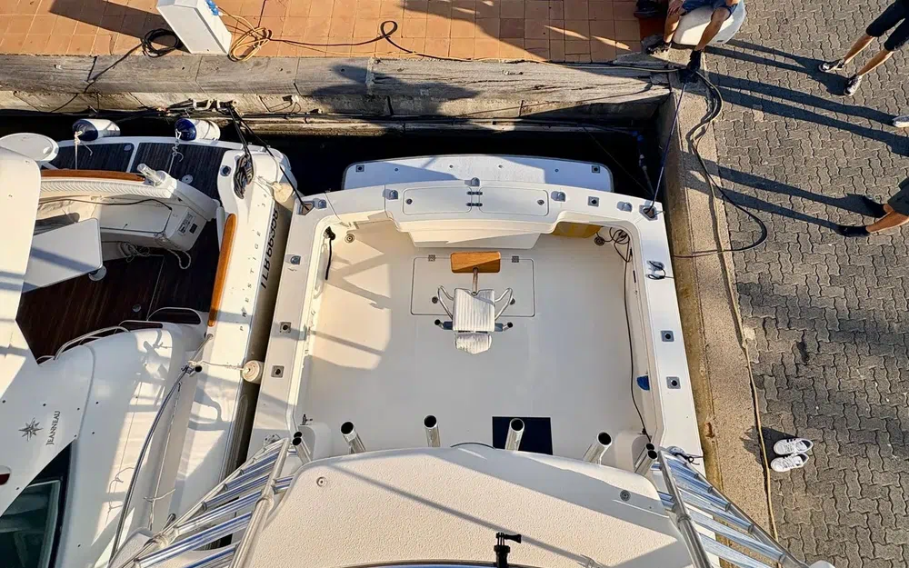 slider 9 Albemarle Marine Albemarle 360 Express