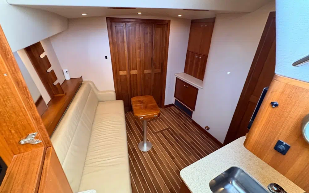 slider 16 Albemarle Marine Albemarle 360 Express