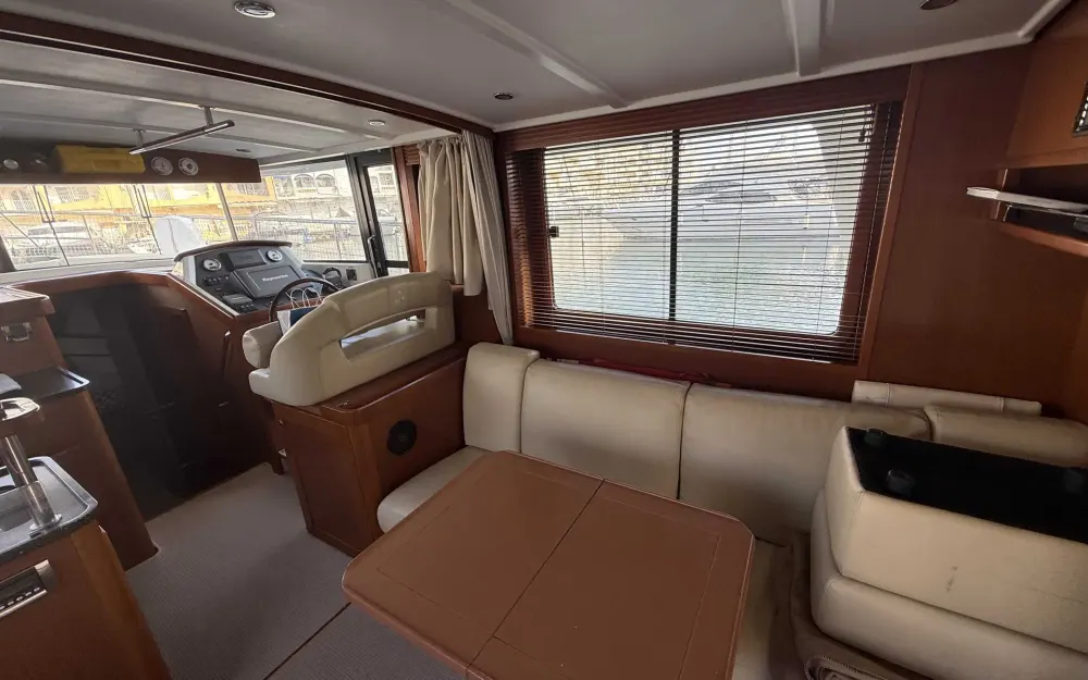 slider 8 Beneteau Swift Trawler 44
