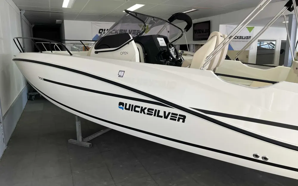 slider 1 Quicksilver Activ 705 open