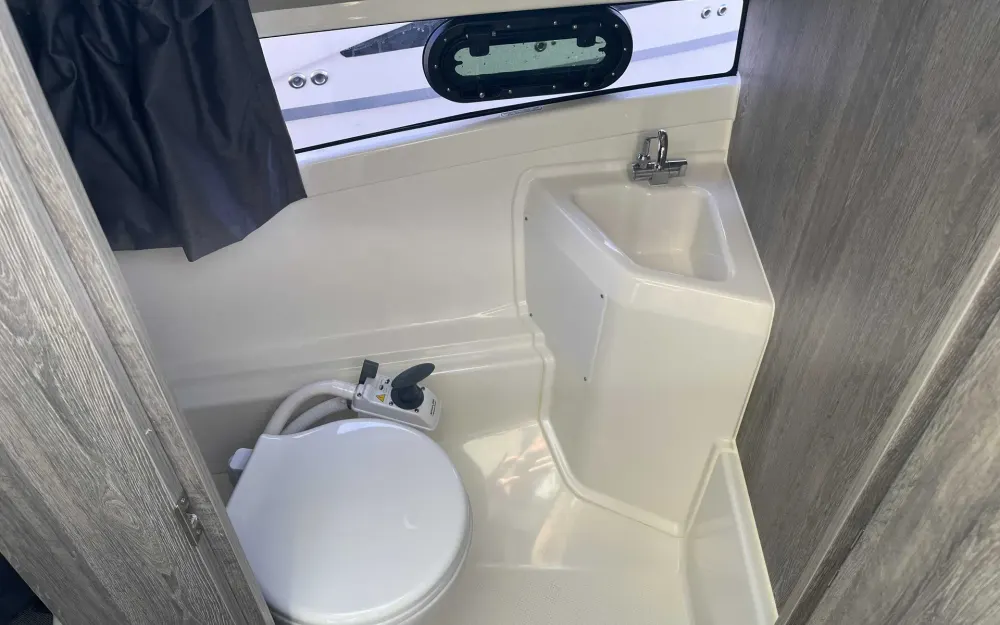 slider 9 Quicksilver Activ 755 Weekend